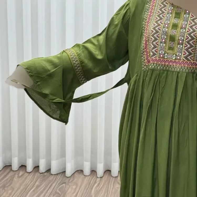 پیراهن نخی گلدوزی شده زنانه مدل مانیا فری سایز مناسب تا سایز 48